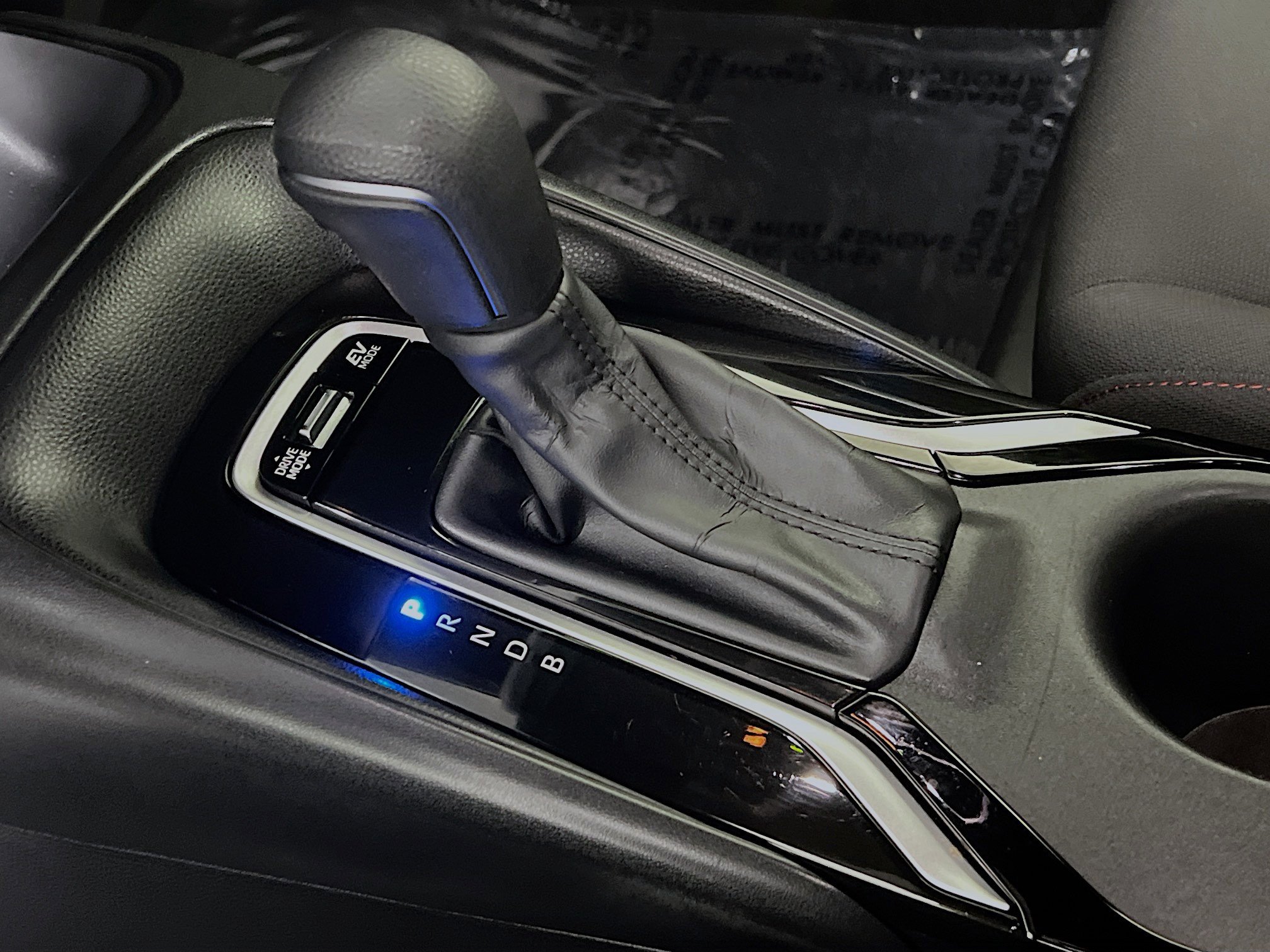 Used 2025 Toyota Corolla SE image 23