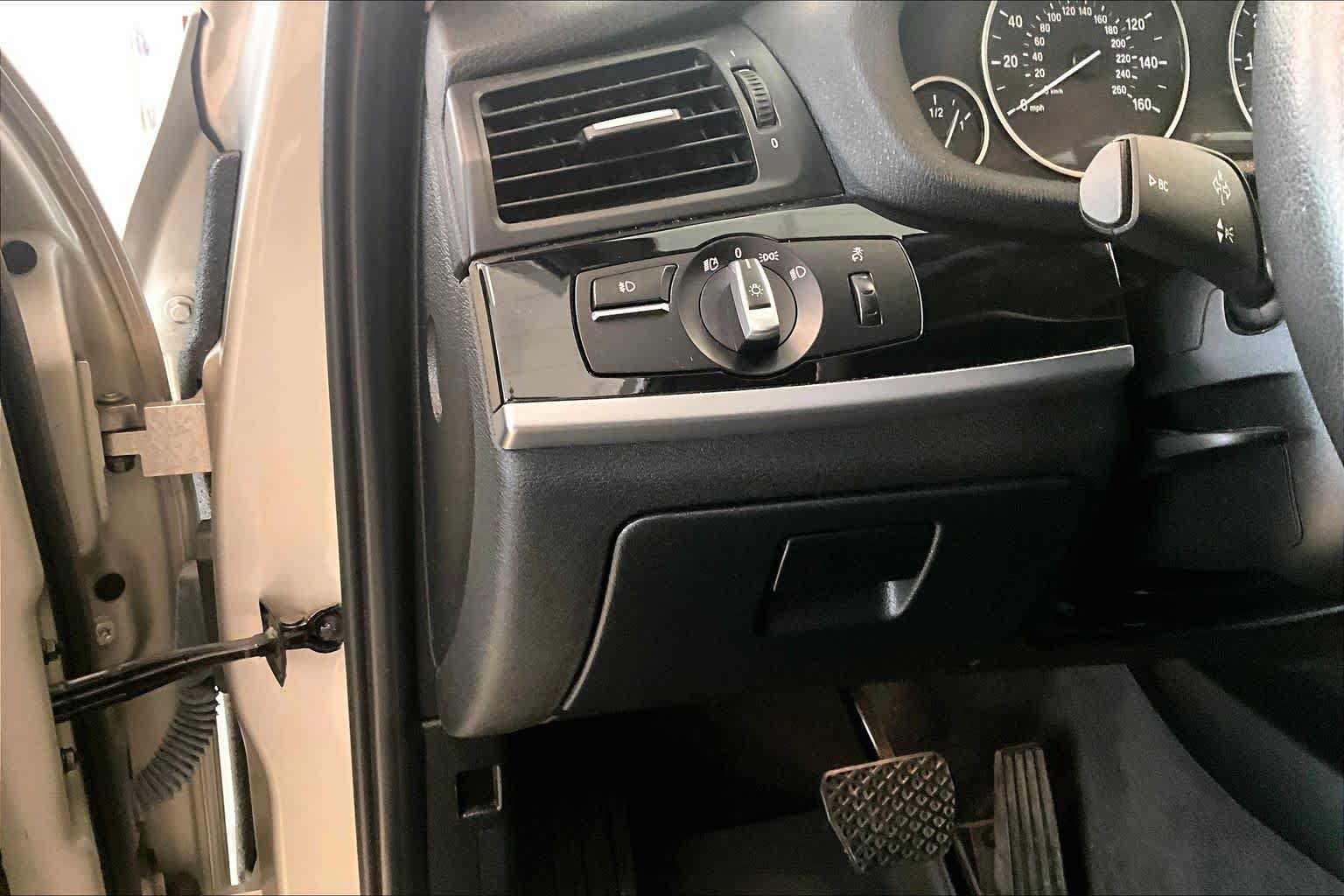 Used 2016 BMW X3 sDrive28i RWD image 30
