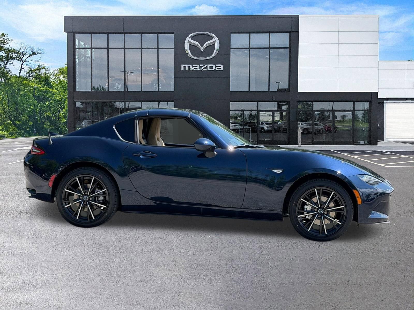 New 2026 MAZDA MX-5 Miata RF Grand Touring RWD image 5