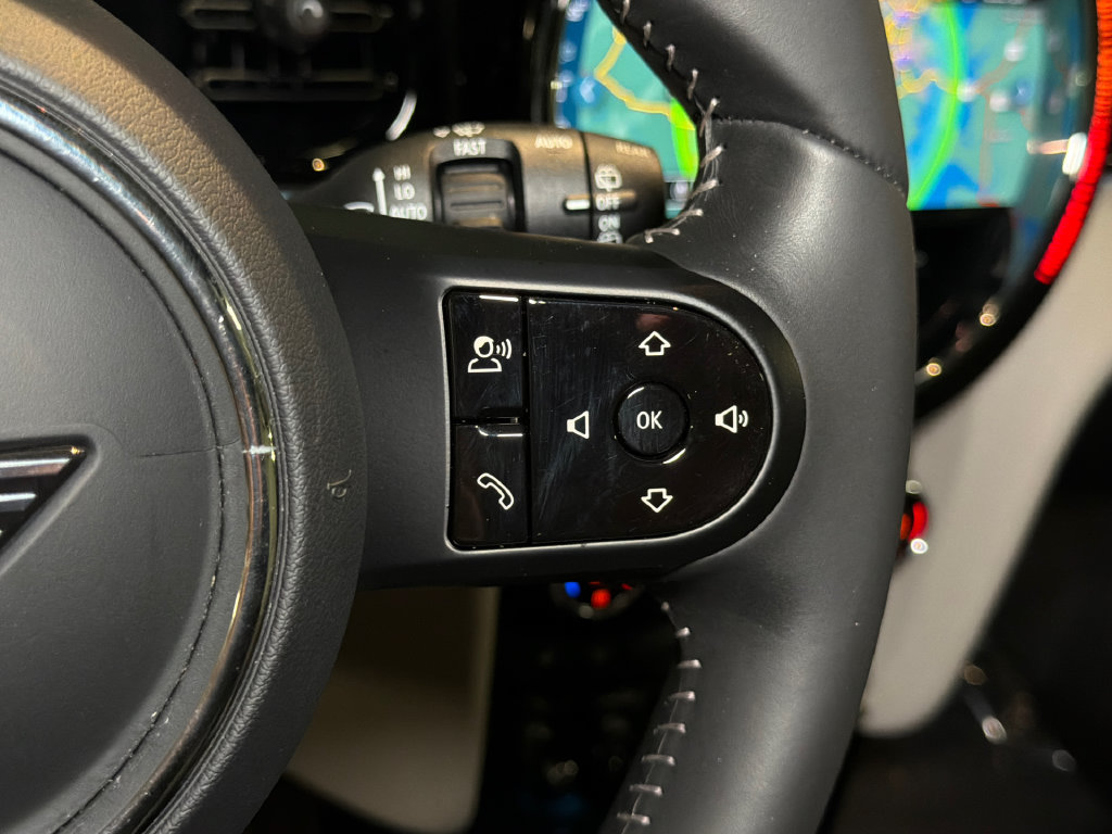 Used 2023 MINI Cooper SE FWD image 22