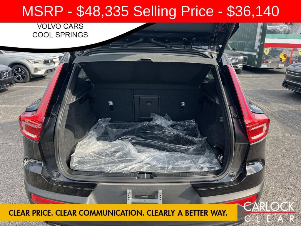 Used 2025 Volvo XC40 B5 Plus w/ Protection Package Premier image 12