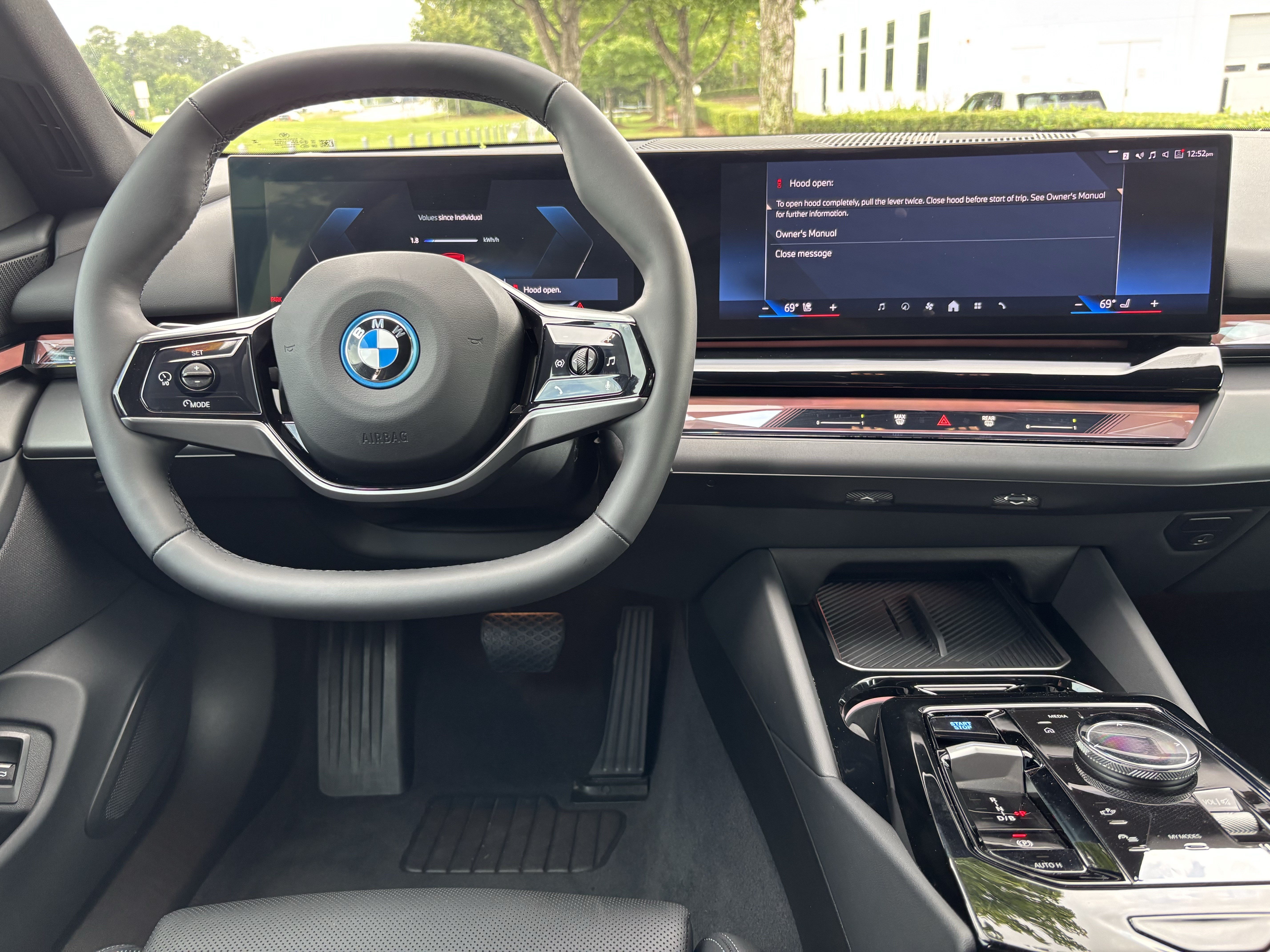 Used 2024 BMW i5 eDrive40i w/ Convenience Package RWD image 30