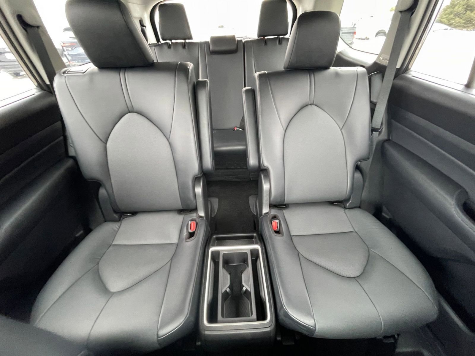 Used 2025 Toyota Grand Highlander FWD image 40