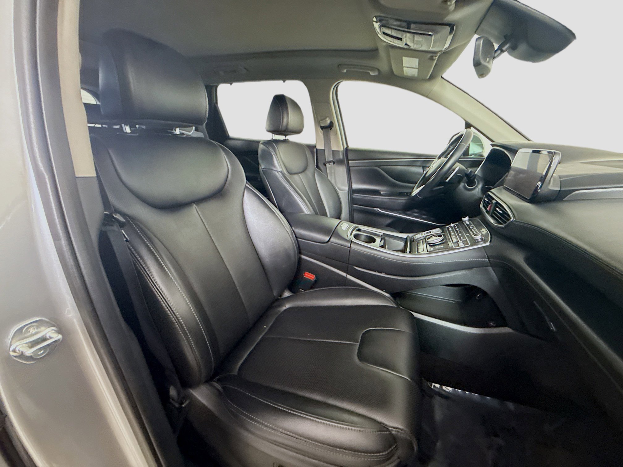 Used 2023 Hyundai Santa Fe SEL Premium image 29