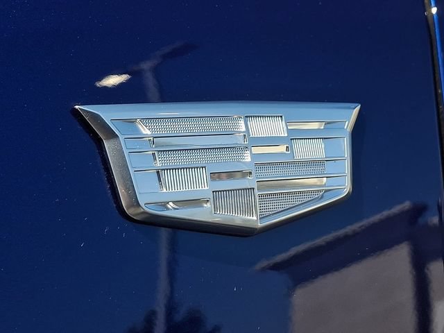 New 2026 Cadillac XT5 Luxury w/ LPO, Floor Liner Package FWD image 10