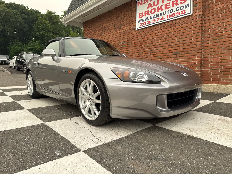 Used 2004 Honda S2000 image 8