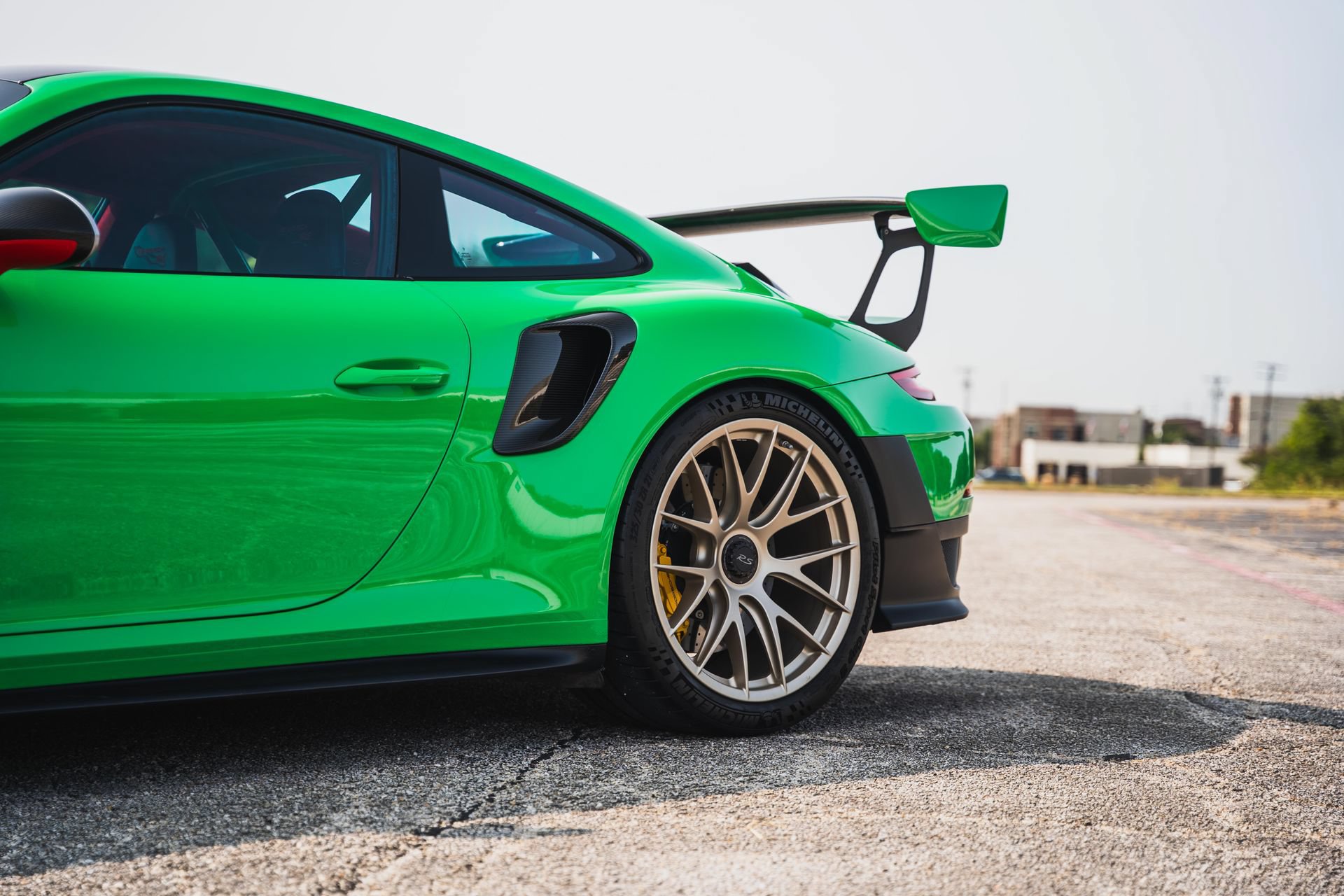 Used 2018 Porsche 911 GT2 RS RWD image 6