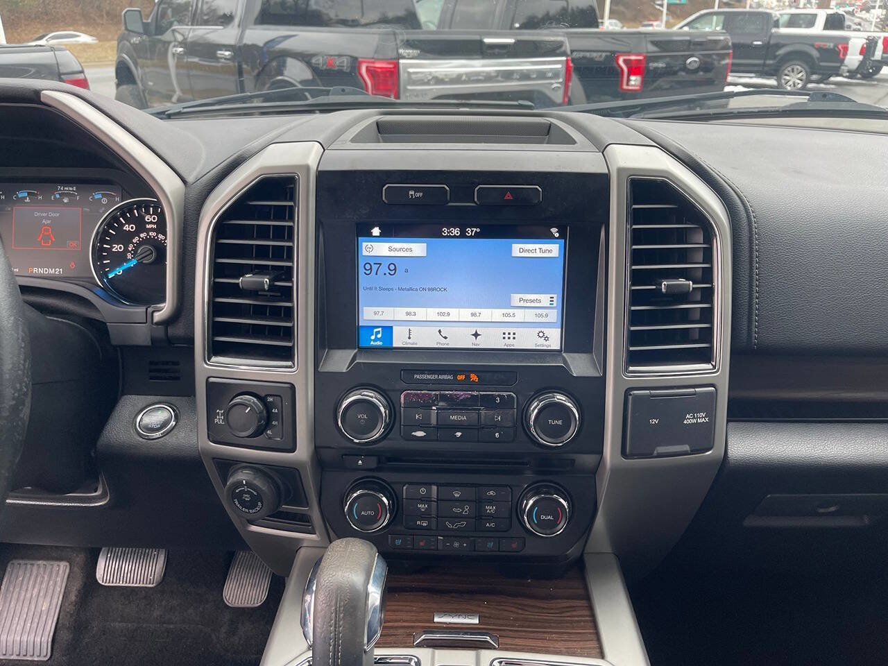 Used 2017 Ford F150 Lariat image 38