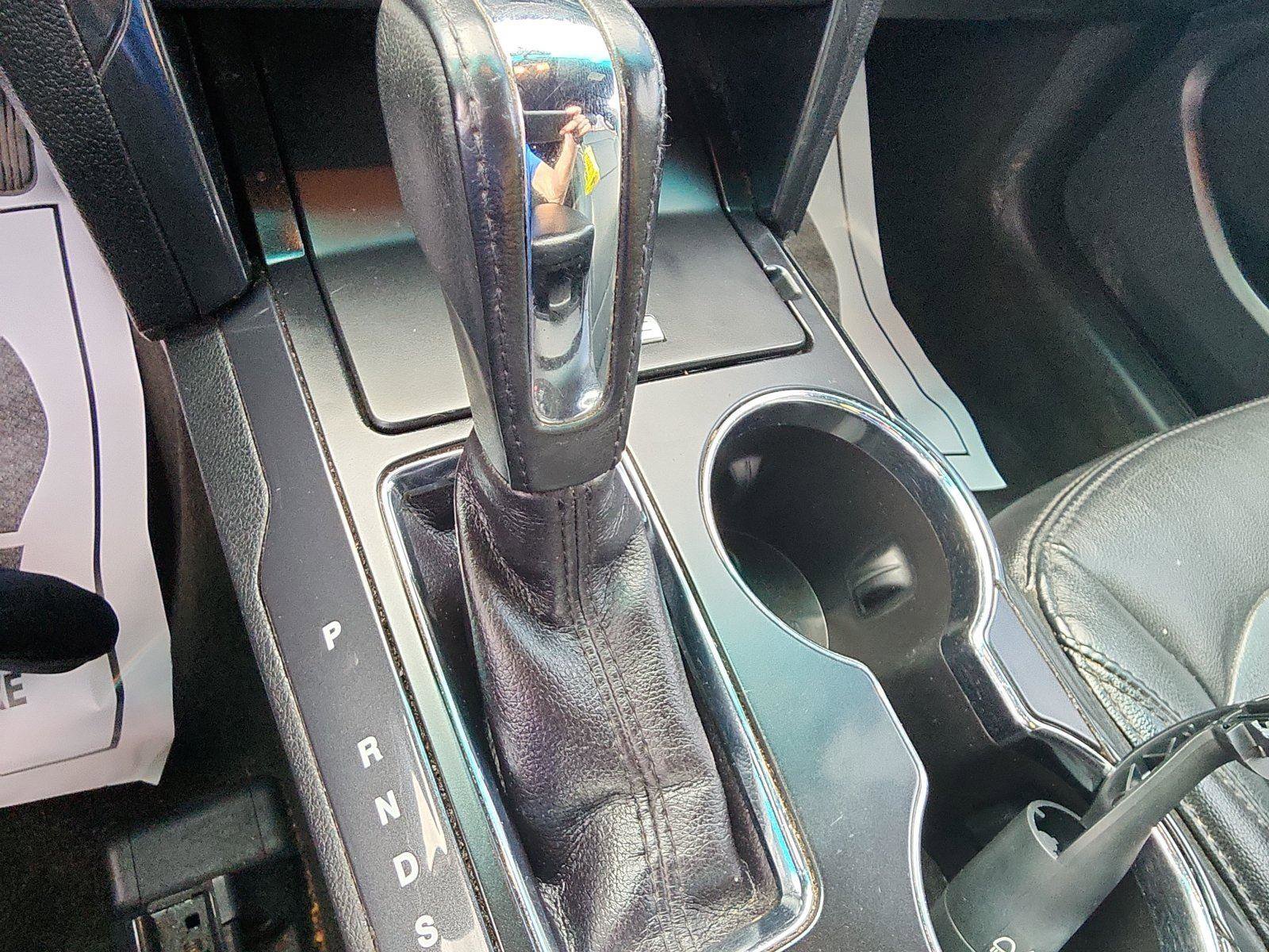 Used 2017 Ford Explorer XLT w/ Equipment Group 202A image 13