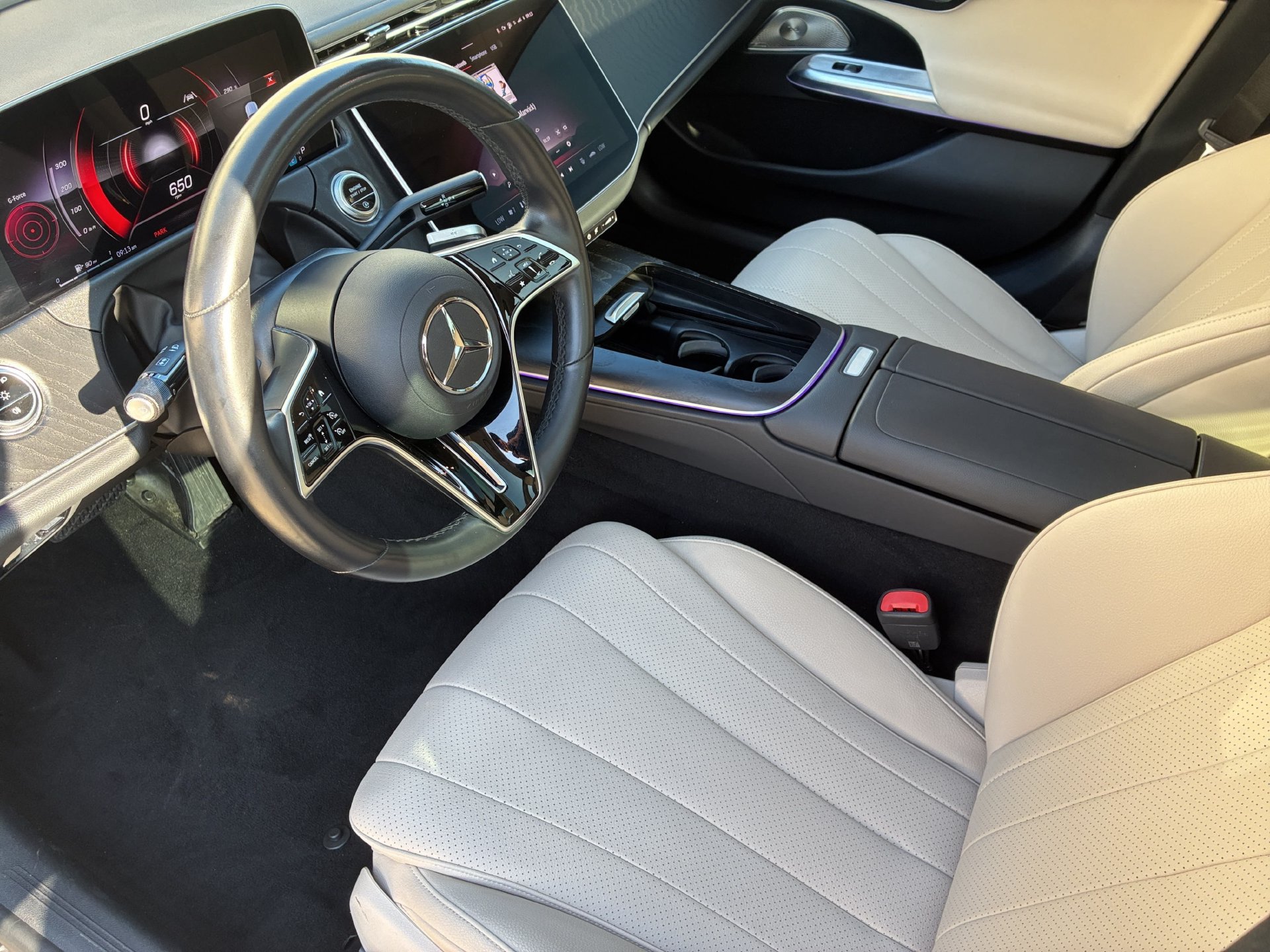 Used 2024 Mercedes-Benz E 350 4MATIC Sedan image 16