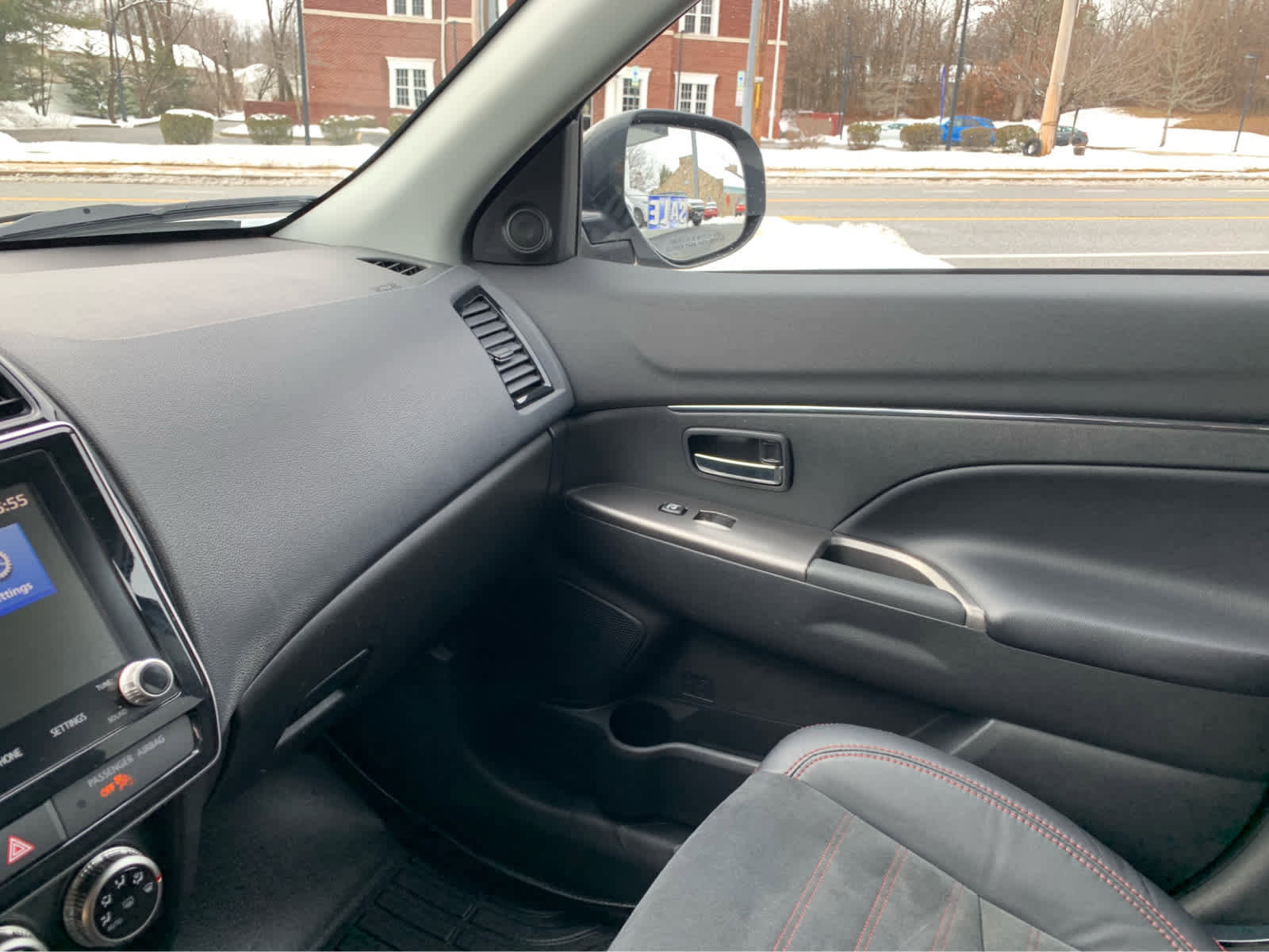 Used 2022 Mitsubishi Outlander Sport SE image 20