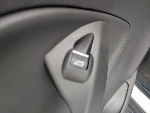 Used 2016 Ford Escape SE w/ SE Leather Comfort Package FWD image 12