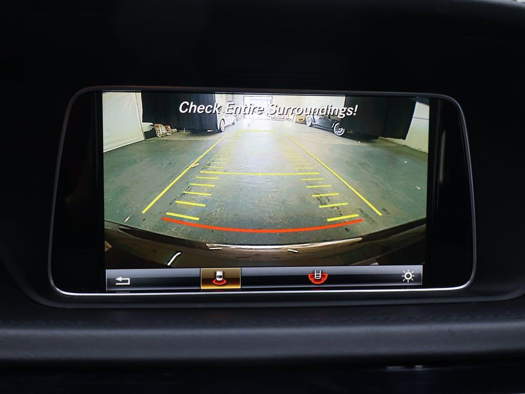 Used 2016 Mercedes-Benz E 400 4MATIC Sedan w/ Driver Assistance Package image 22