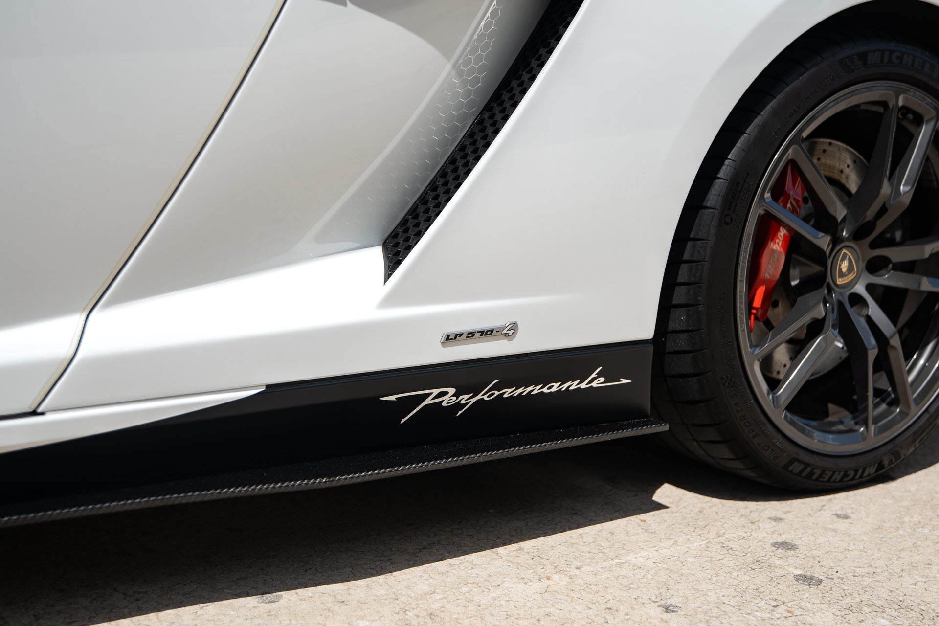 Used 2013 Lamborghini Gallardo LP 570-4 Performante AWD/4WD image 30