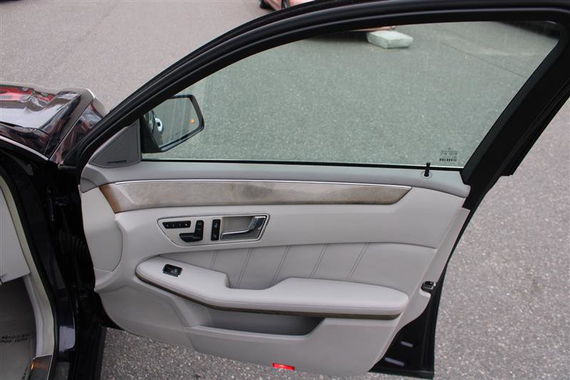 Used 2010 Mercedes-Benz E 350 E 350 w/ Premium 2 Pkg image 15