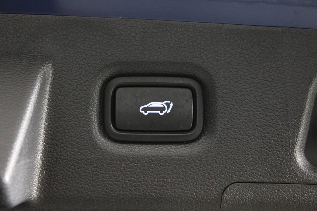 Used 2020 Hyundai Santa Fe SEL w/ Convenience Package image 15