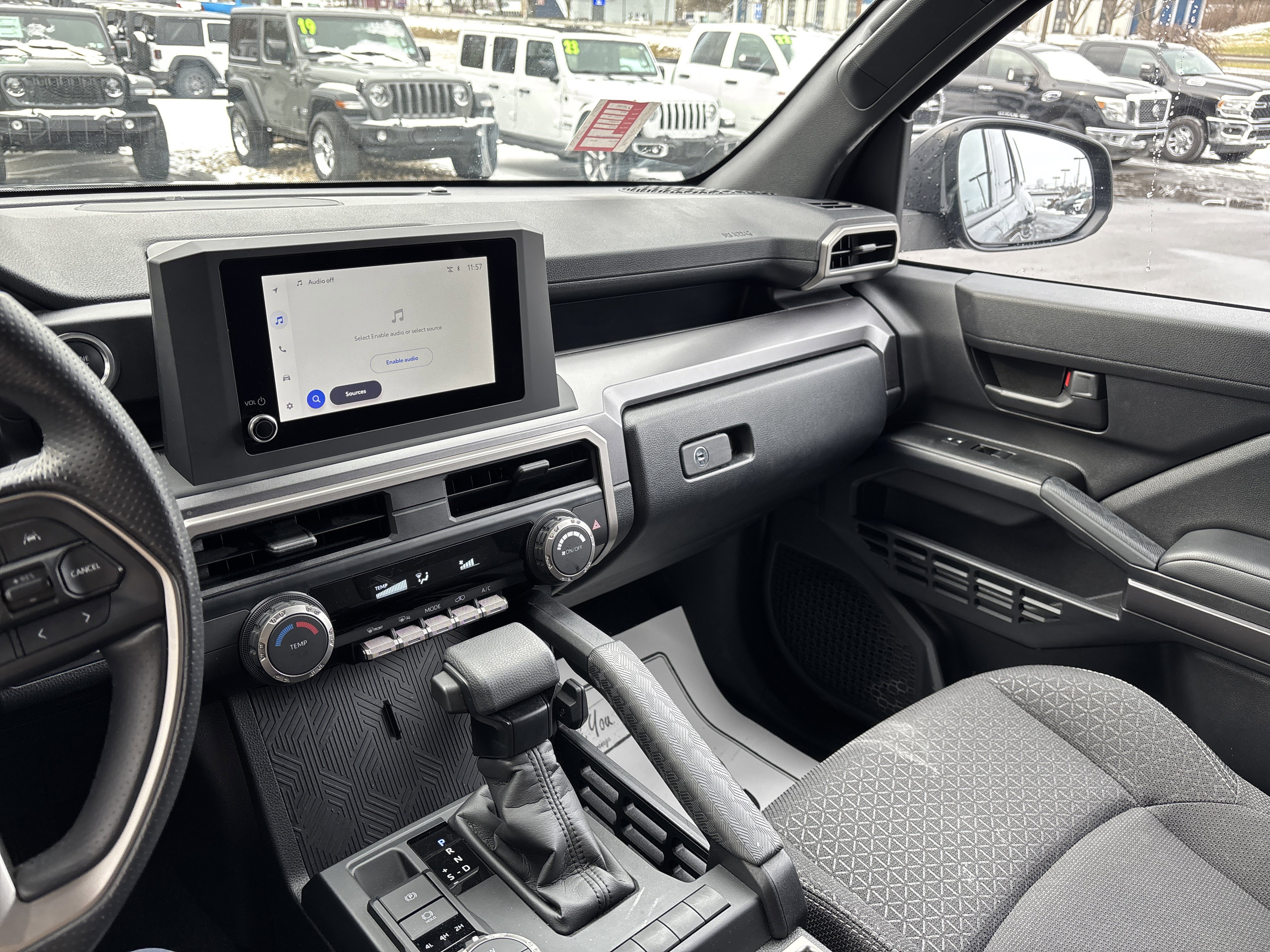 Used 2025 Toyota 4Runner SR5 image 22