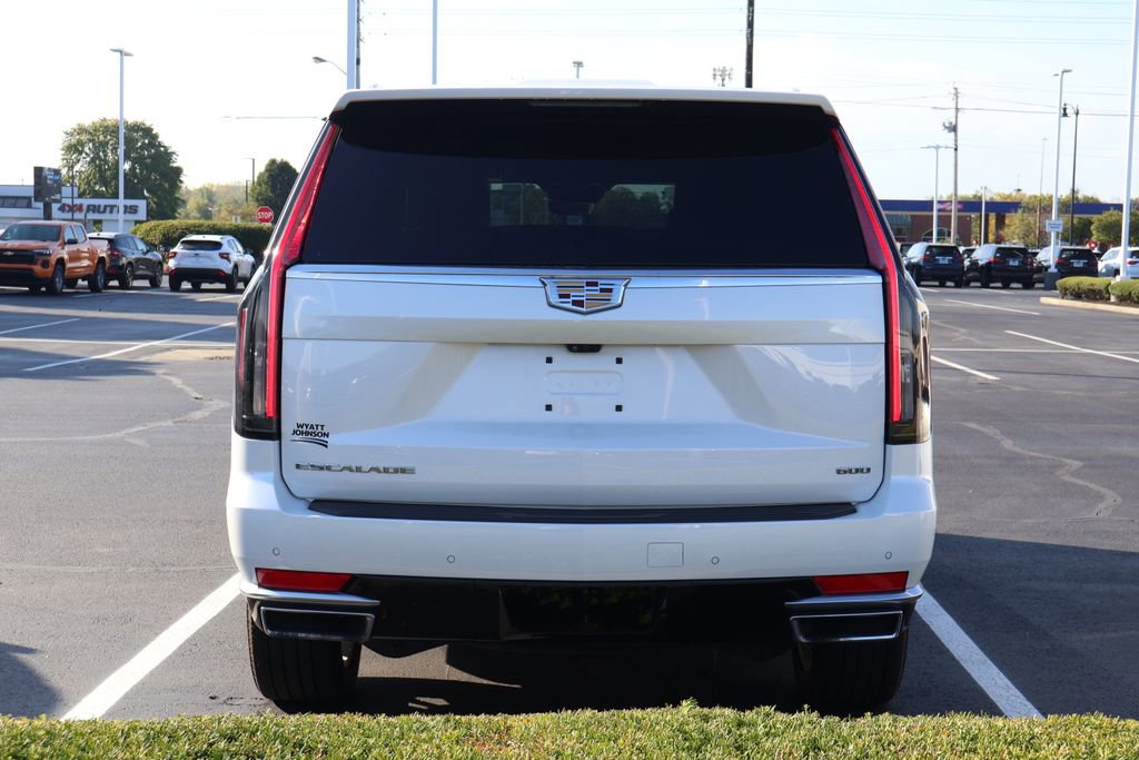 Used 2023 Cadillac Escalade Premium Luxury w/ Performance Package image 9