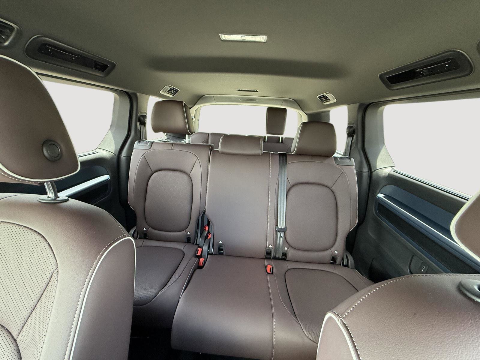 New 2025 Volkswagen ID. Buzz Pro S image 16