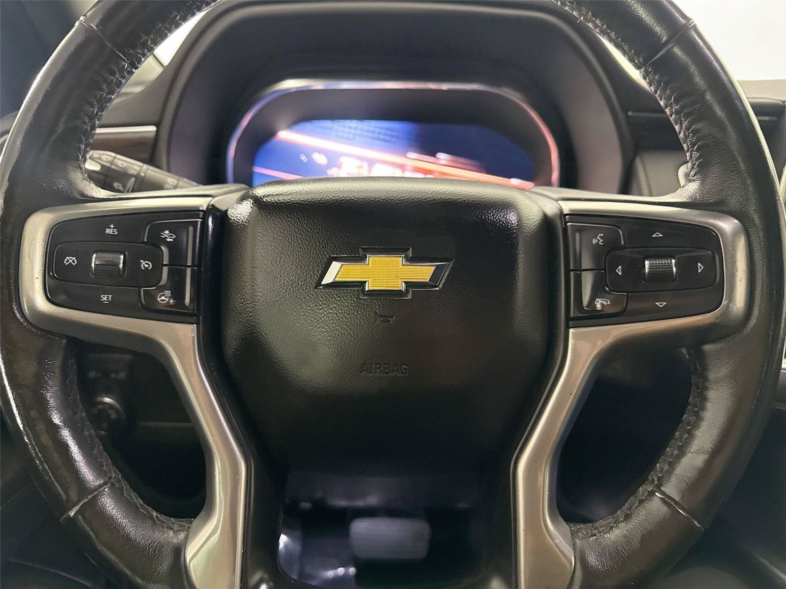 Used 2022 Chevrolet Tahoe LT w/ Luxury Package RWD image 17