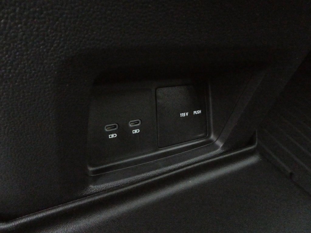 New 2025 Volkswagen Atlas Cross Sport SE image 41