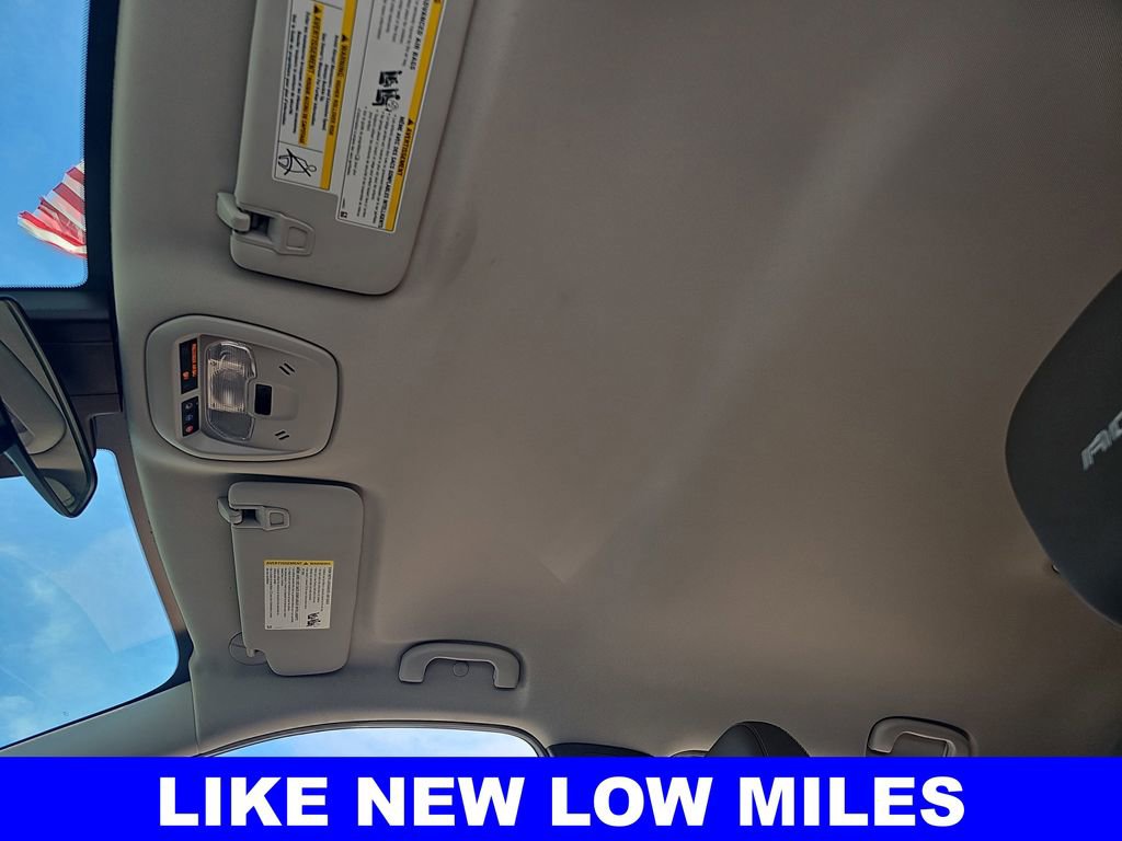 Used 2025 Chevrolet Trax ACTIV w/ Driver Confidence Package image 29