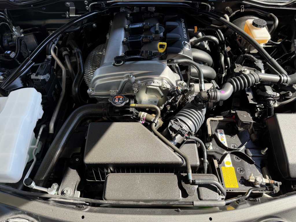 Used 2024 MAZDA MX-5 Miata RF Grand Touring RWD image 36