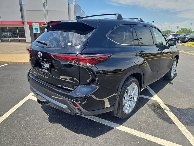 New 2026 Toyota Highlander Limited AWD/4WD image 3