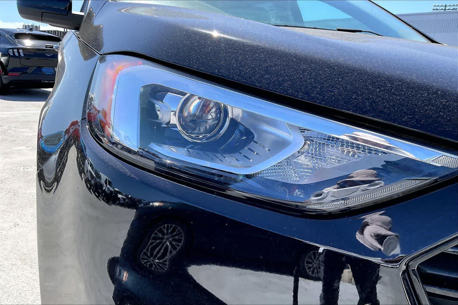 Certified 2024 Ford Edge SE w/ Black Appearance Package AWD/4WD image 31