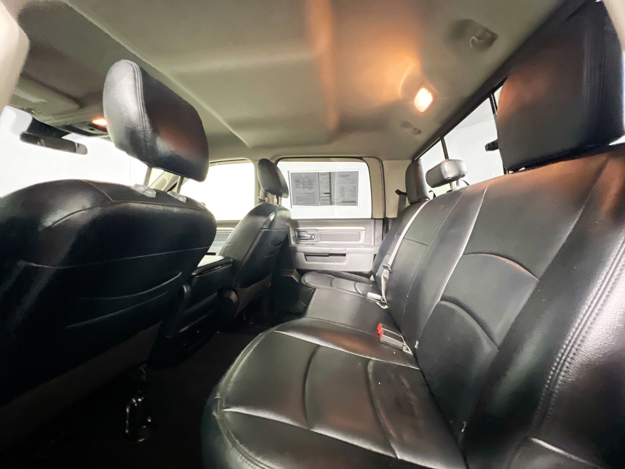 Used 2019 RAM 1500 Classic SLT AWD/4WD image 28