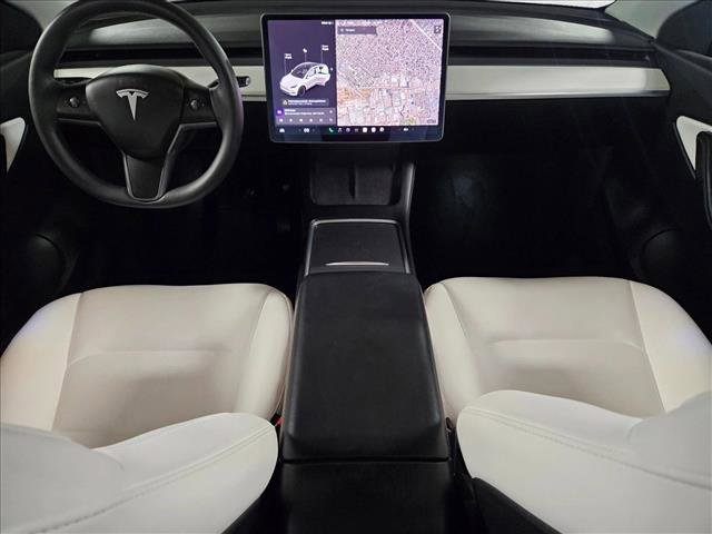 Used 2021 Tesla Model Y Long Range image 19