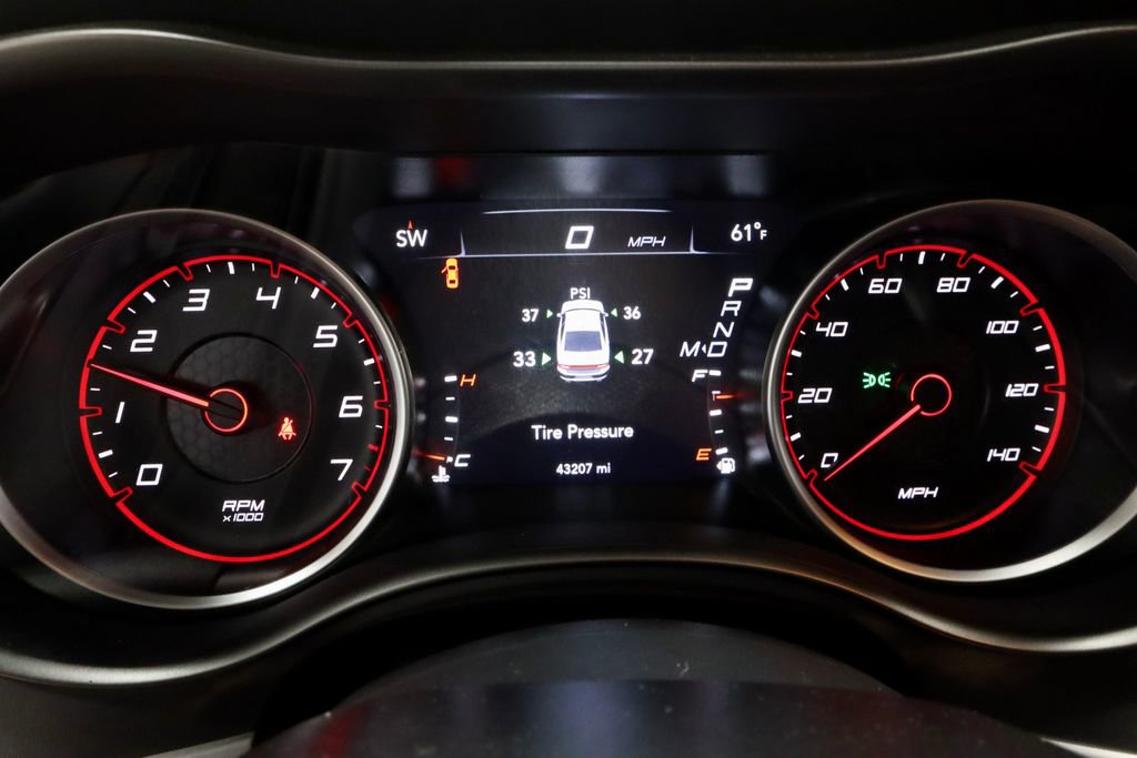 Used 2022 Dodge Charger SXT w/ Plus Group RWD image 29