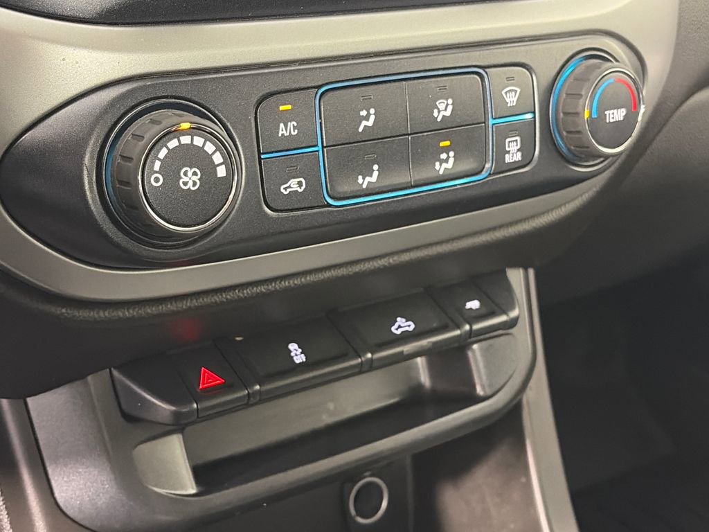 Used 2016 Chevrolet Colorado LT w/ LT Convenience Package AWD/4WD image 21