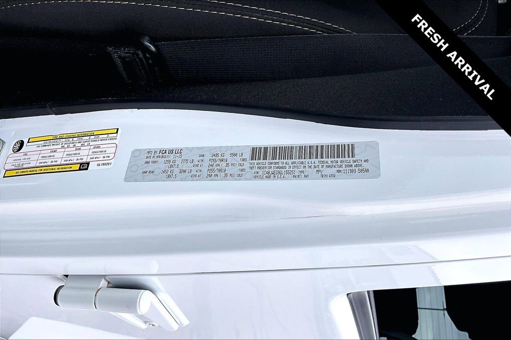 Used 2016 Jeep Wrangler Unlimited Sahara image 17