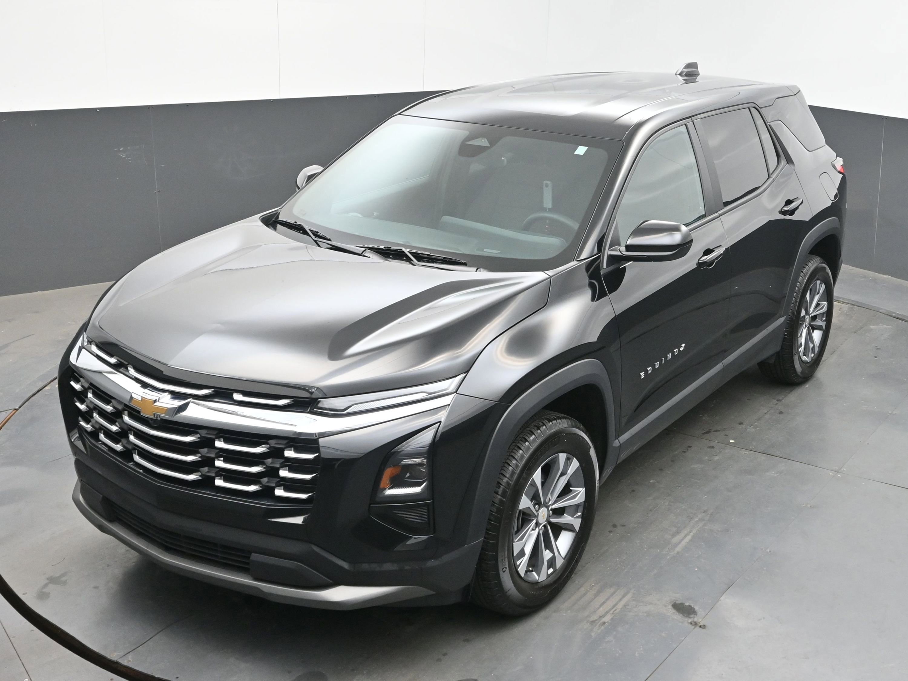 Used 2025 Chevrolet Equinox LT image 34