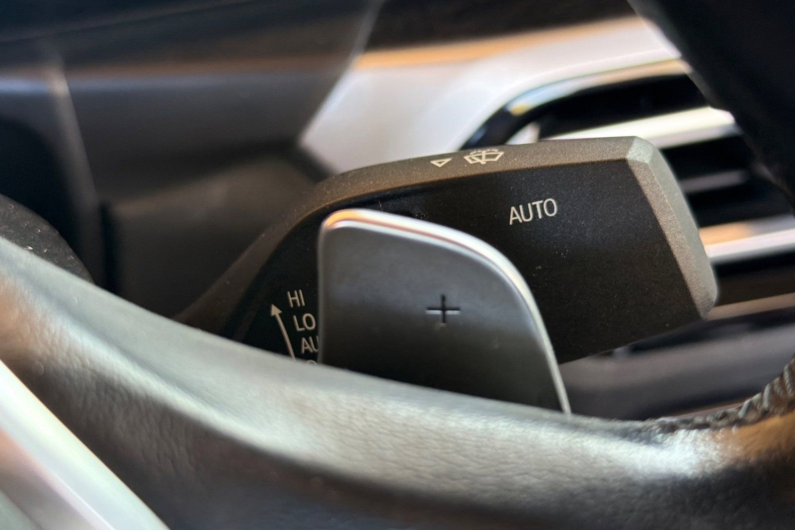 Used 2024 BMW 430i Convertible image 34