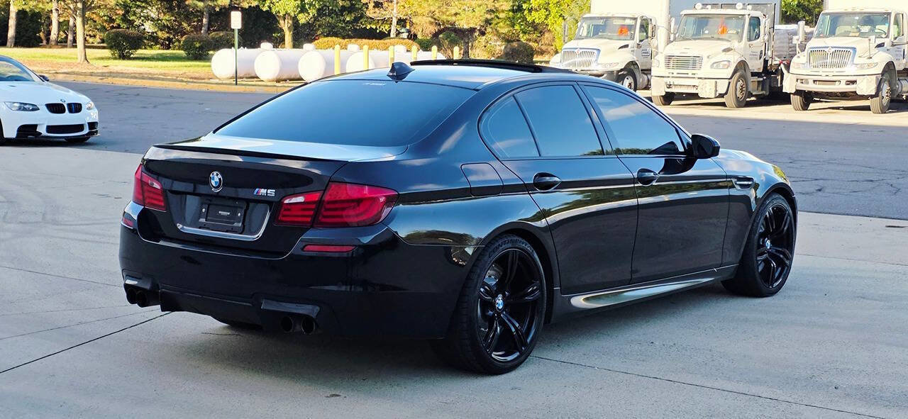 Used 2013 BMW M5 image 6