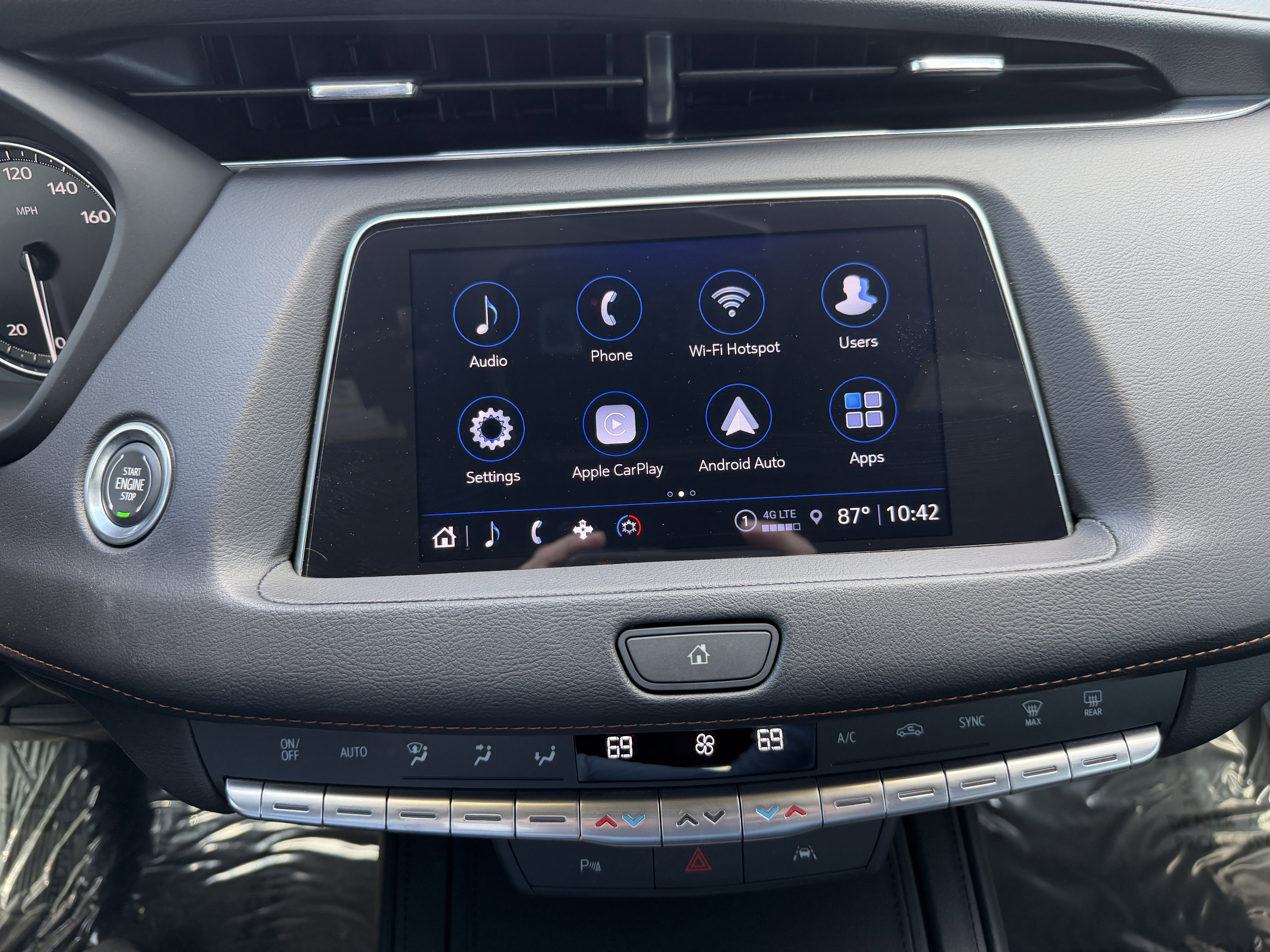 Used 2023 Cadillac XT4 Sport FWD image 22