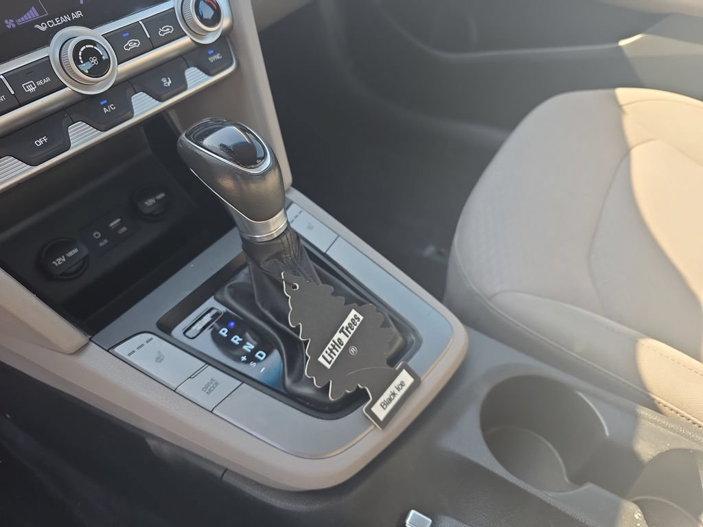 Used 2020 Hyundai Elantra Value Edition FWD image 20
