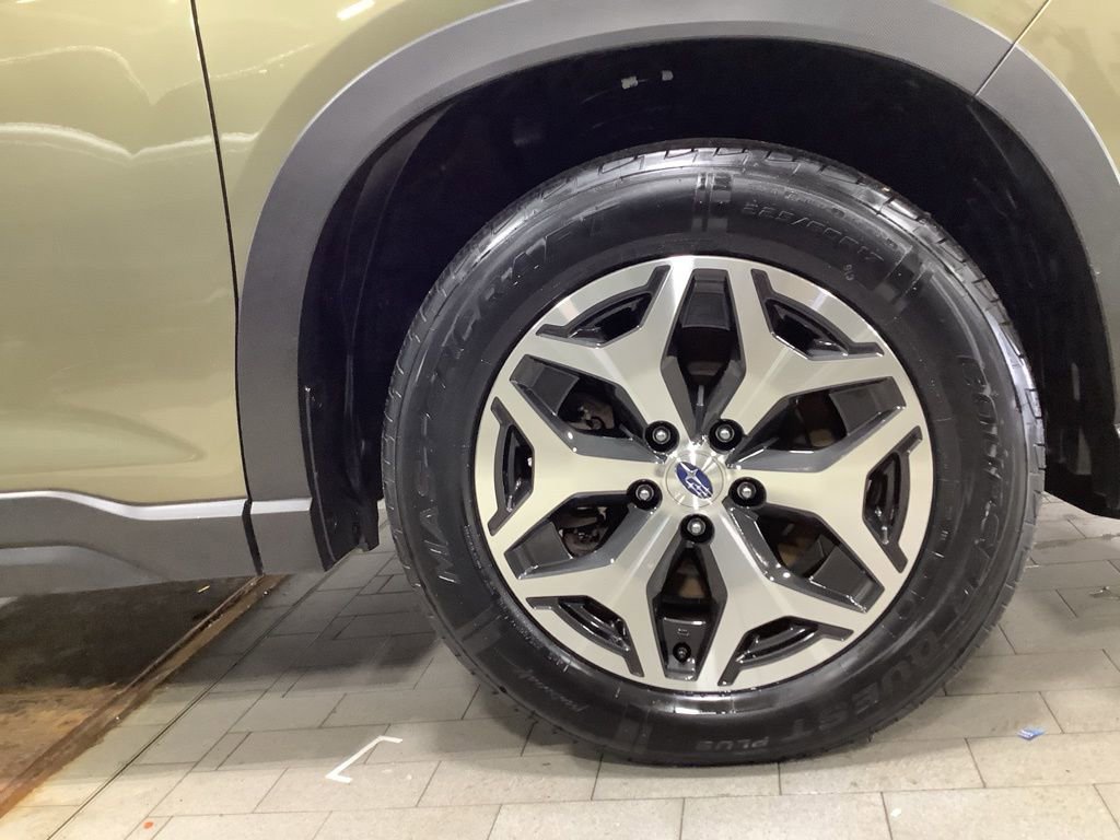 Certified 2022 Subaru Forester Premium image 29