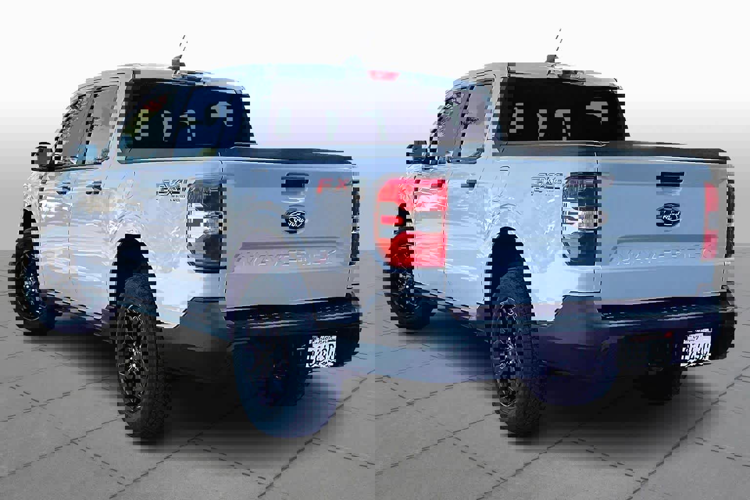 Used 2025 Ford Maverick XLT w/ XLT Luxury Package image 11