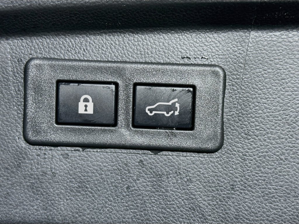Used 2024 Subaru Outback Limited AWD/4WD image 33