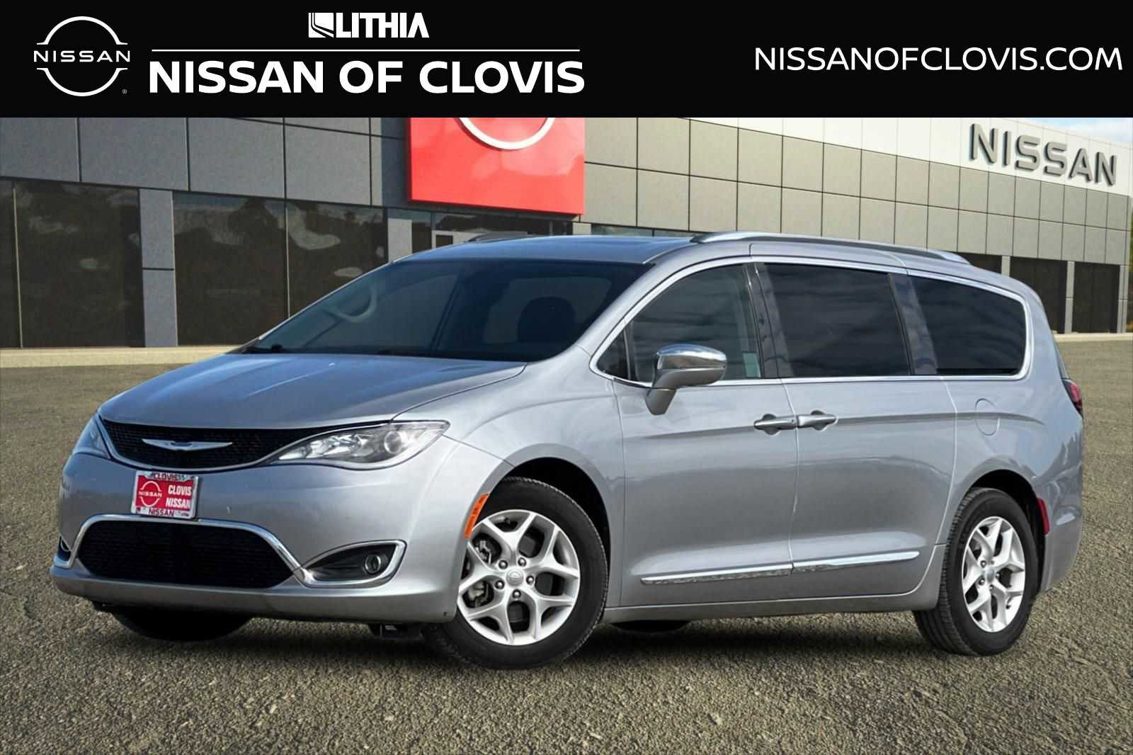 Used 2020 Chrysler Pacifica Limited FWD image 1