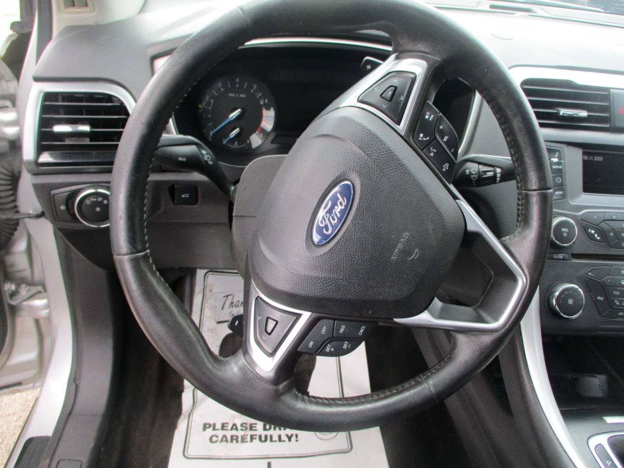 Used 2016 Ford Fusion SE w/ Equipment Group 201A FWD image 13