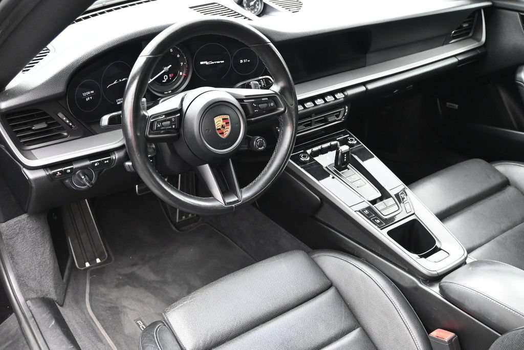 Certified 2020 Porsche 911 Carrera RWD image 4