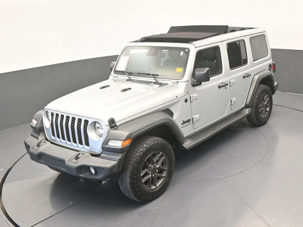 Used 2024 Jeep Wrangler Sport S AWD/4WD image 42