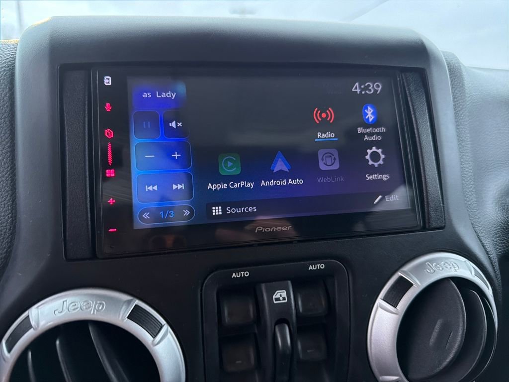 Used 2014 Jeep Wrangler Unlimited Rubicon w/ Max Tow Package image 14