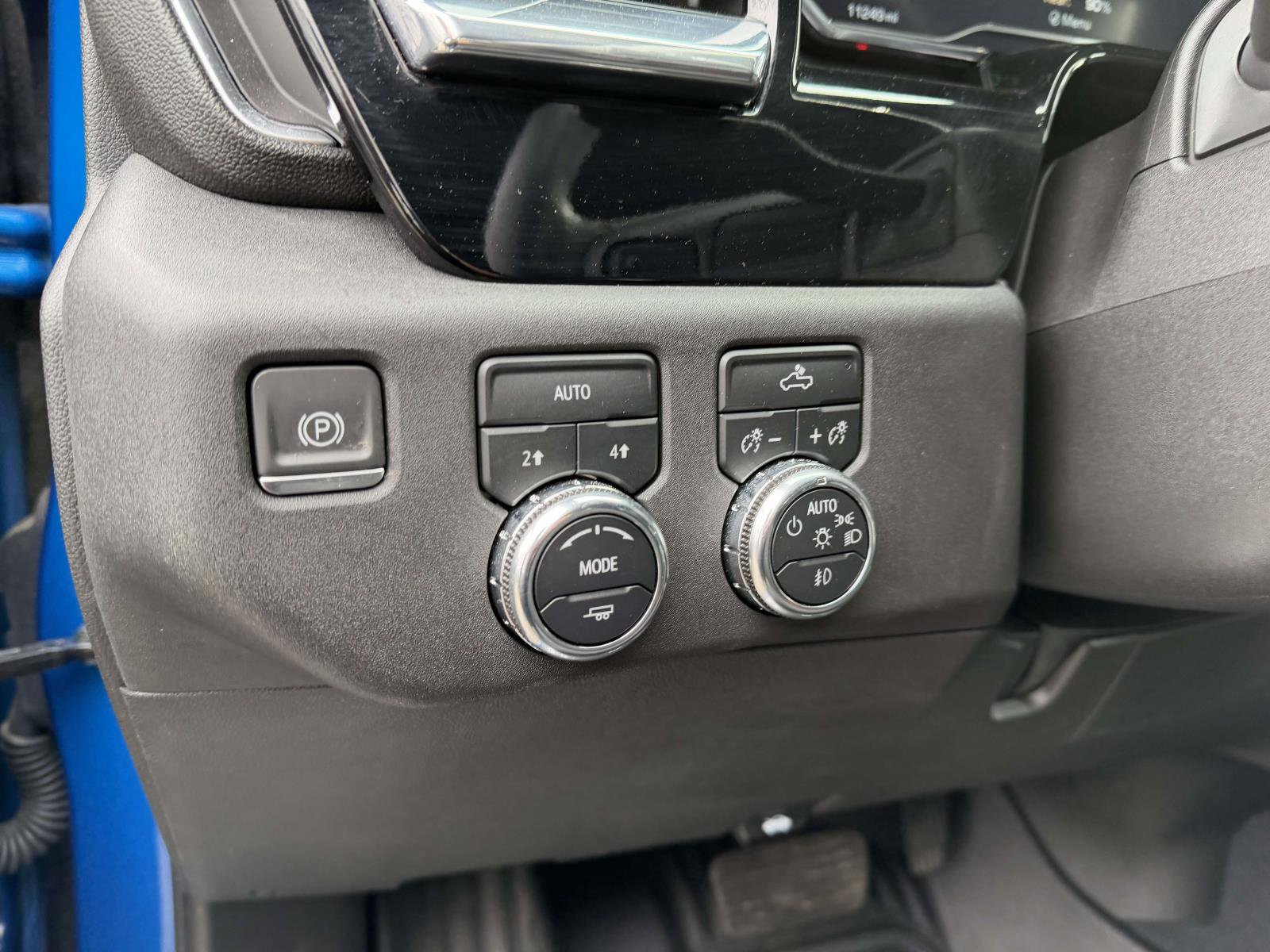 Certified 2024 GMC Sierra 1500 Elevation image 16