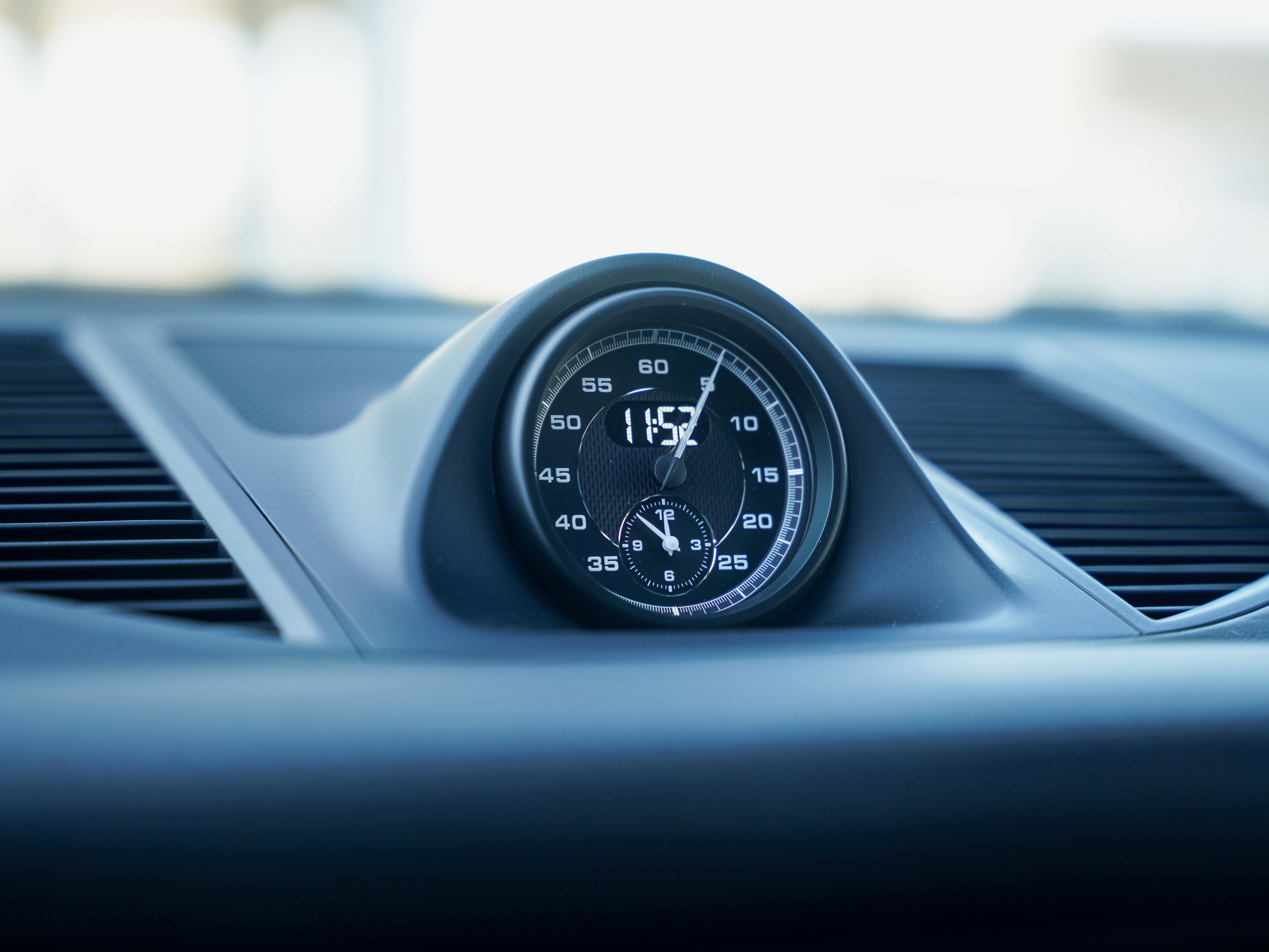 New 2026 Porsche Macan S image 22