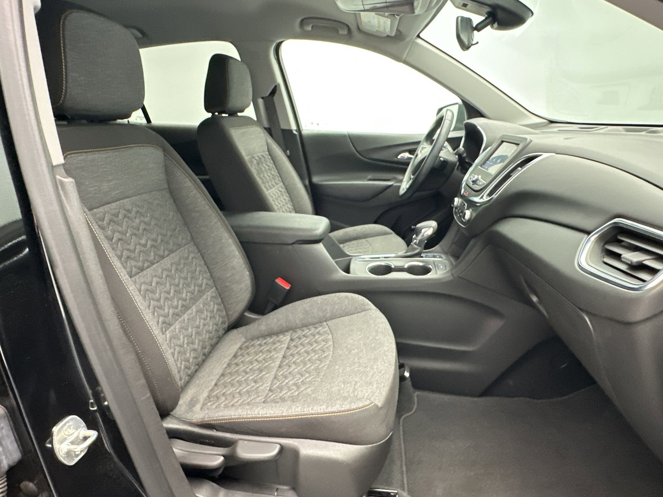 Certified 2023 Chevrolet Equinox LT AWD/4WD image 28